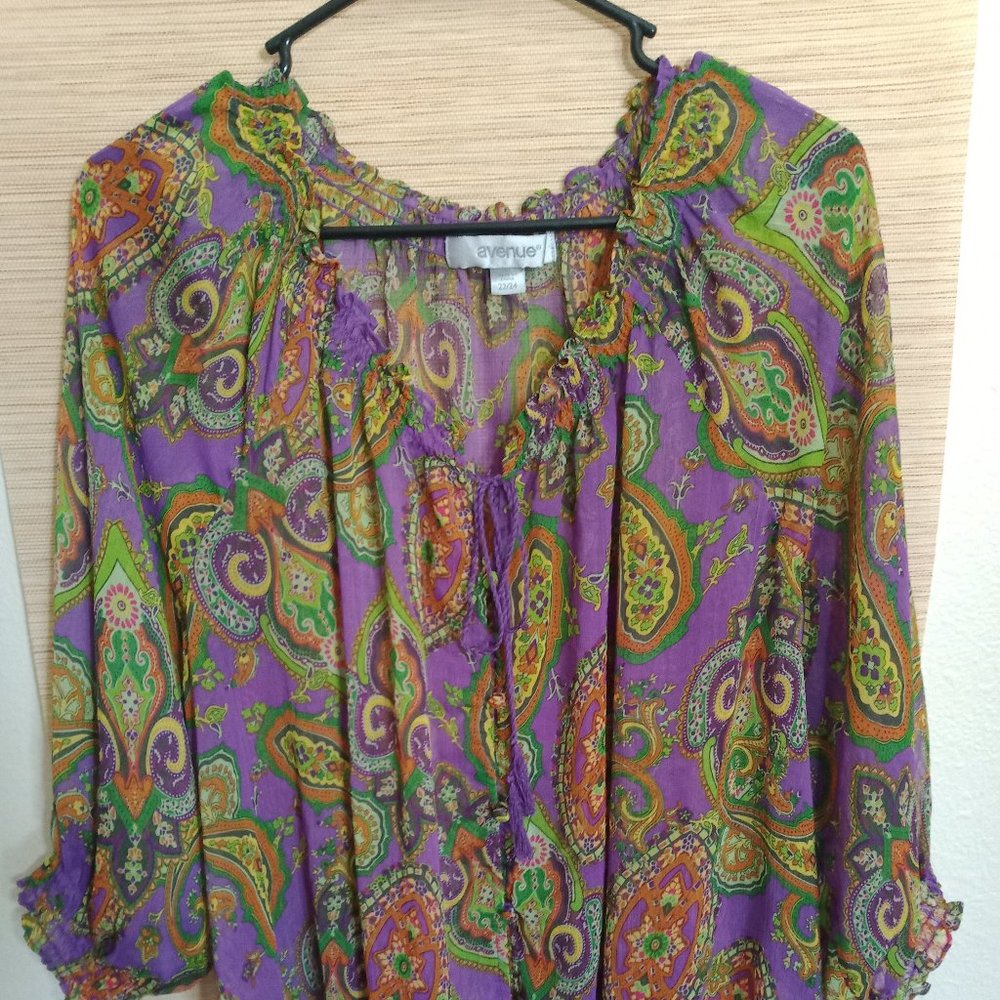Avenue paisley blouse